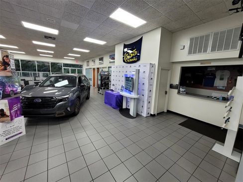 Used 2018 Subaru Crosstrek 2.0i Premium image 14