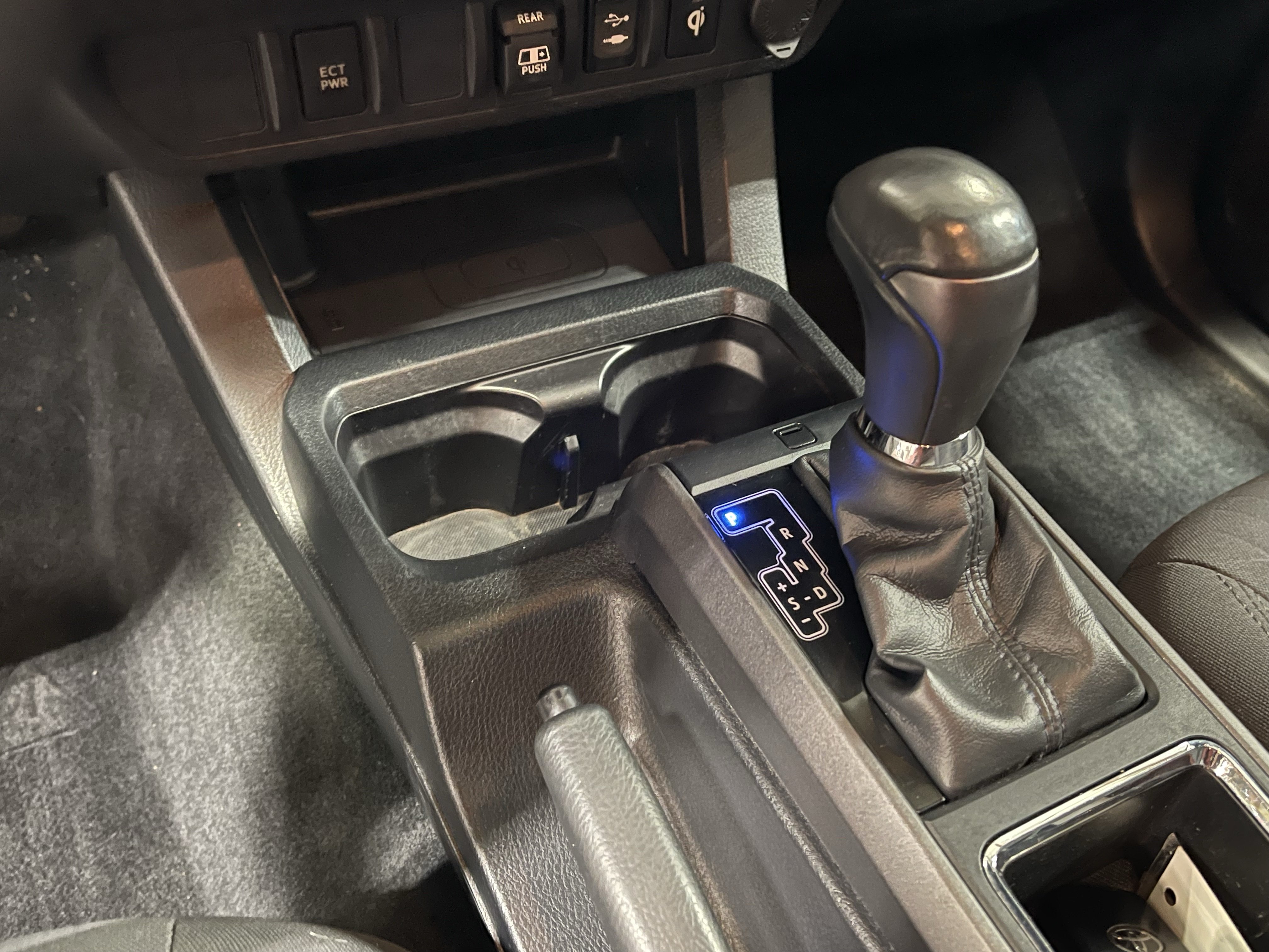 Used 2019 Toyota Tacoma TRD Off-Road AWD/4WD image 24