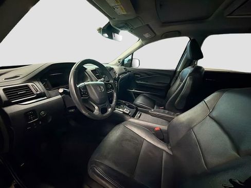 Used 2019 Honda Pilot Touring image 20