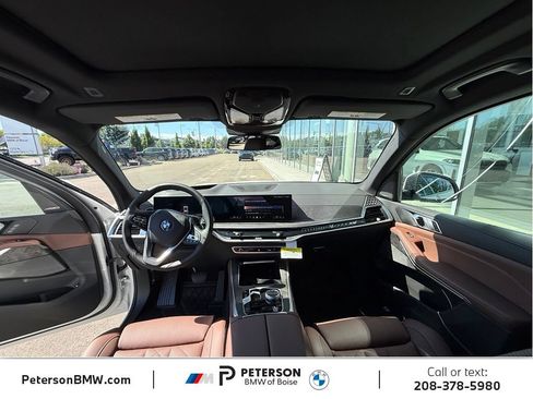 New 2026 BMW X5 xDrive50e w/ Premium Package AWD/4WD image 22