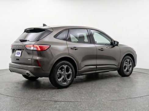 Used 2024 Ford Escape ST-Line FWD image 9