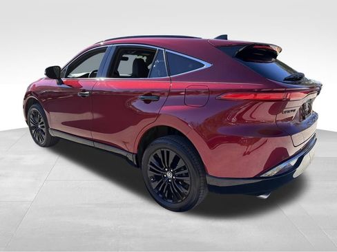 Used 2024 Toyota Venza Nightshade image 5