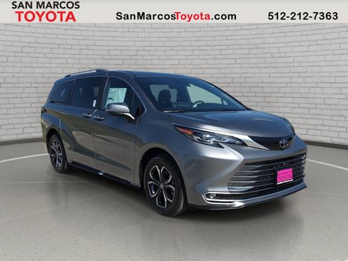 New 2026 Toyota Sienna Platinum AWD/4WD image 3