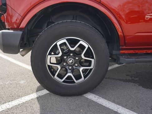 Used 2023 Ford Bronco Outer Banks image 42