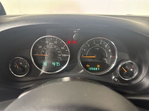 Used 2011 Jeep Wrangler Unlimited 70th Anniversary w/ Dual Top Group image 15