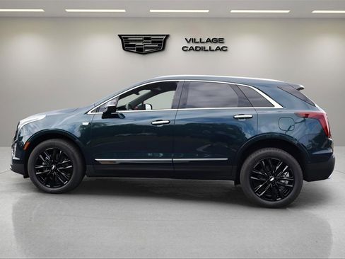 New 2026 Cadillac XT5 Luxury w/ LPO, Bronce Accent Package image 2