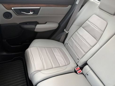 Used 2022 Honda CR-V Touring image 12