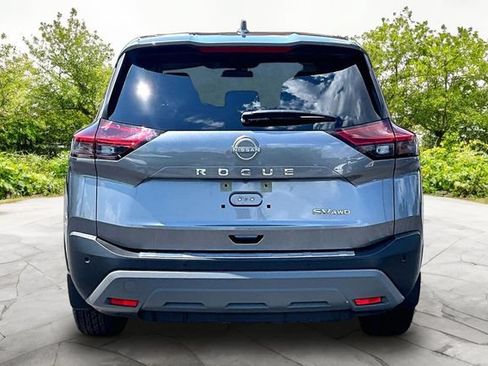 Used 2023 Nissan Rogue SV AWD/4WD image 4