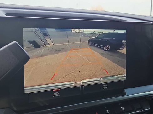 Used 2024 GMC Sierra 1500 Elevation image 20