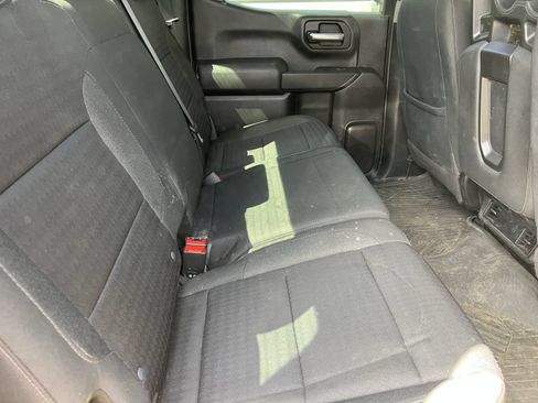 Used 2023 Chevrolet Silverado 1500 Custom AWD/4WD image 9
