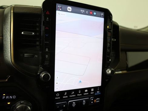 Used 2025 RAM 1500 Limited image 9