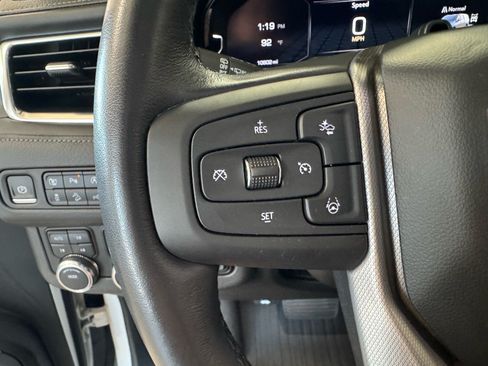 Used 2024 GMC Yukon XL Denali w/ Advanced Technology Package AWD/4WD image 32
