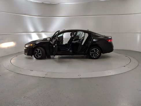 Used 2024 Nissan Sentra SV image 11