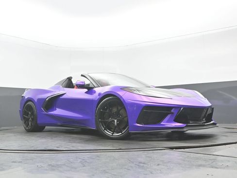 Used 2021 Chevrolet Corvette Stingray Preferred Conv w/ Z51 Performance Package RWD image 25