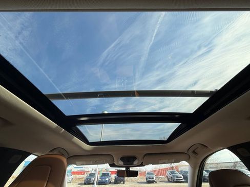 Used 2023 INFINITI QX60 Sensory image 10