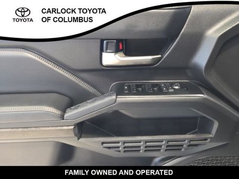 Used 2025 Toyota Tacoma Limited AWD/4WD image 11