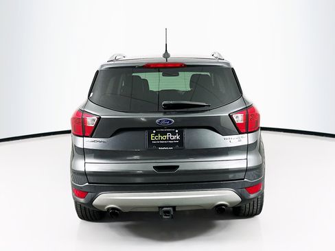 Used 2019 Ford Escape Titanium image 7