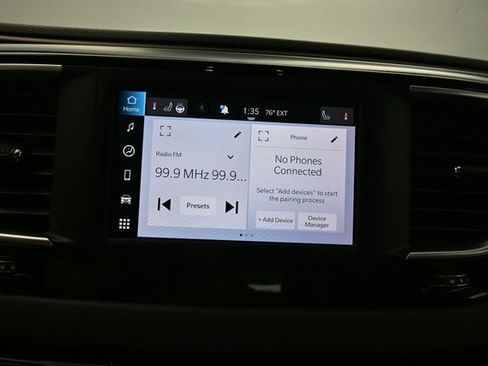 Used 2023 Chrysler Voyager LX FWD image 23