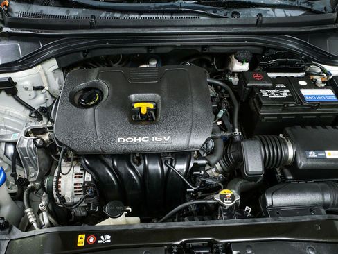Used 2017 Hyundai Elantra Value Edition FWD image 33
