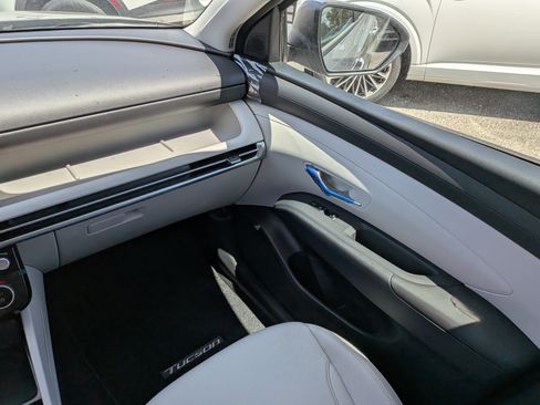 New 2026 Hyundai Tucson SEL FWD image 17