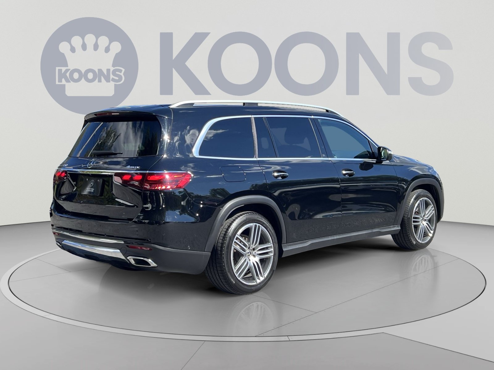 Certified 2025 Mercedes-Benz GLS 450 4MATIC image 11