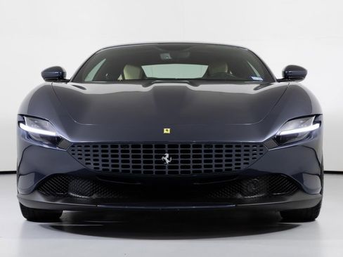 Used 2021 Ferrari Roma image 10