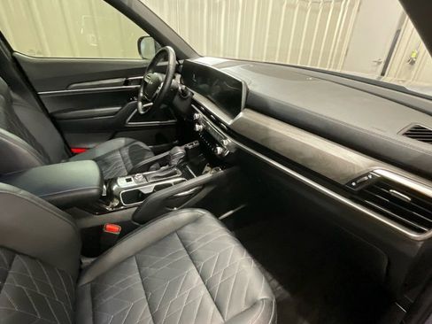 Used 2024 Kia Telluride EX X-Line image 16