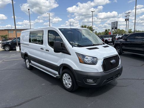 Used 2025 Ford Transit 250 Low Roof w/ Exterior Upgrade Package RWD image 2