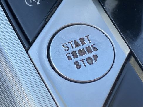 Used 2022 BMW 430i xDrive Convertible w/ Convenience Package image 24