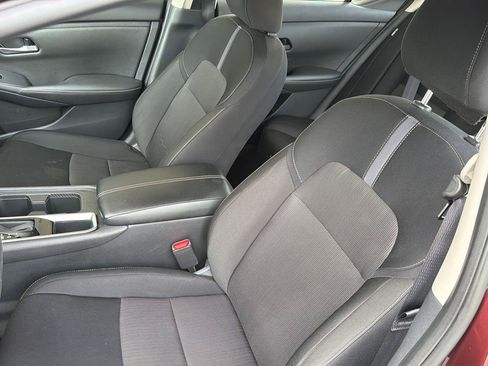 Used 2025 Nissan Sentra SV FWD image 28
