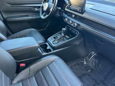 Used 2025 Honda CR-V Sport-L image 13