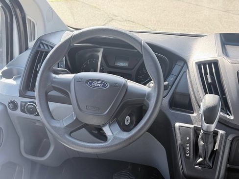 Used 2019 Ford Transit 150 XL RWD image 12