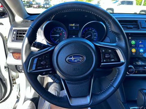 Used 2019 Subaru Outback 2.5i Limited AWD/4WD image 18