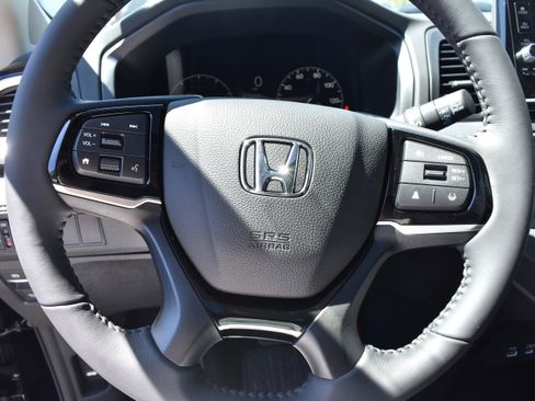 New 2026 Honda Odyssey Touring image 12