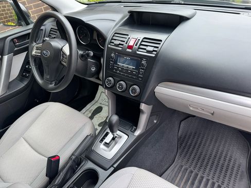 Used 2014 Subaru Forester 2.5i Premium w/ All-Weather Package image 4