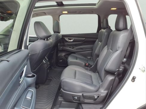 Certified 2023 Subaru Ascent Limited w/ Technology Package AWD/4WD image 6