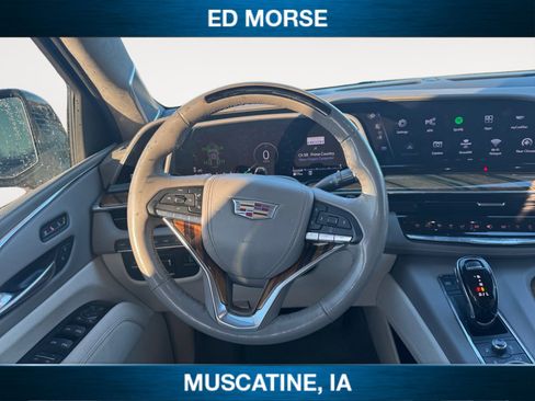 Used 2023 Cadillac Escalade Sport Platinum AWD/4WD image 12