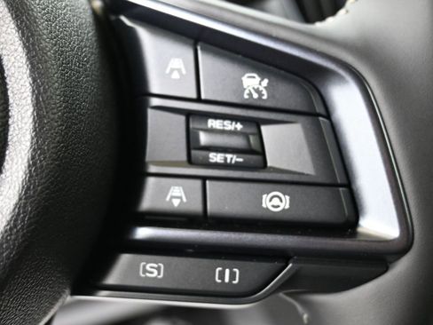 New 2025 Subaru Forester Limited w/ Popular Package image 25