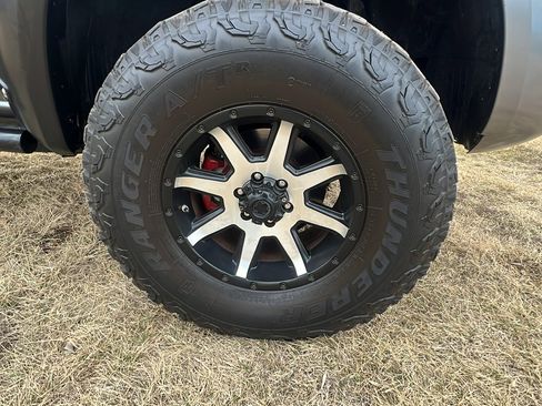 Used 2016 Nissan Frontier SV w/ SV Value Truck Package image 9