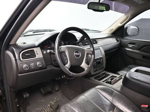 Used 2010 GMC Sierra 1500 SLT w/ All-Terrain Package AWD/4WD image 13