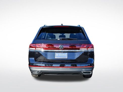 New 2026 Volkswagen Atlas SE image 6