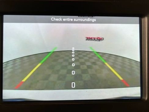 Used 2020 Jeep Renegade Sport w/ Sport Appearance Group image 11