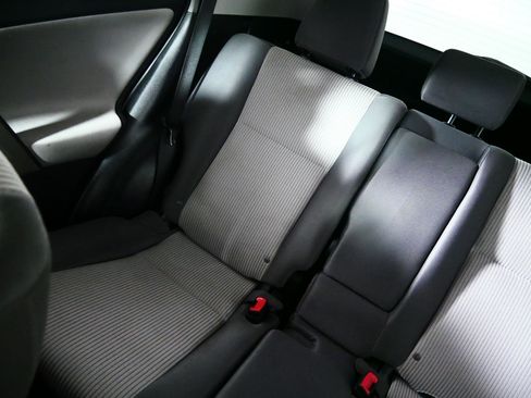 Used 2014 Toyota RAV4 LE AWD/4WD image 12