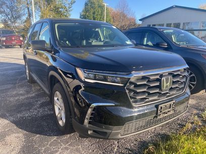Used 2023 Honda Pilot LX