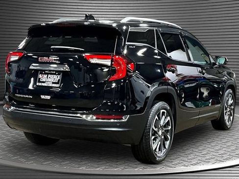 Used 2023 GMC Terrain SLT w/ Infotainment Package II FWD image 6
