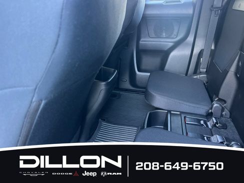 Used 2023 Toyota Tacoma TRD Sport AWD/4WD image 15