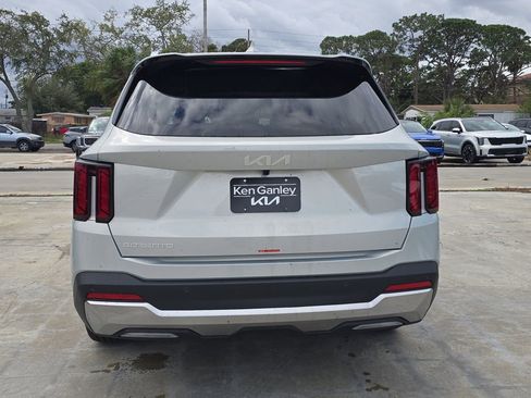 New 2026 Kia Sorento S w/ S Panoramic Sunroof Package FWD image 7