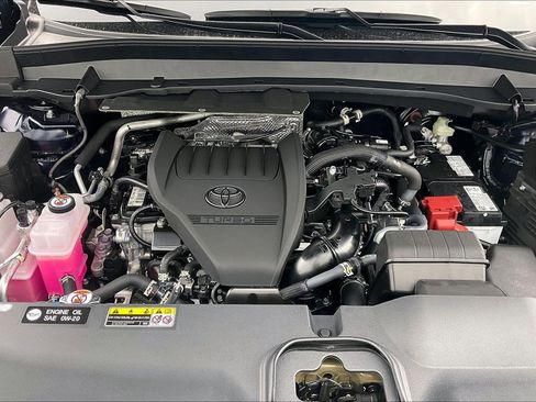 New 2026 Toyota Grand Highlander Platinum image 14