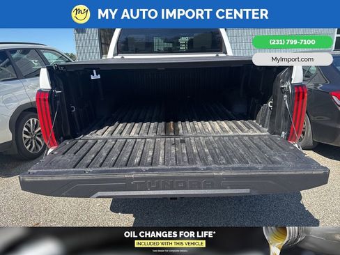 Used 2025 Toyota Tundra SR5 AWD/4WD image 25