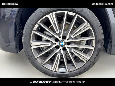 Used 2023 BMW X1 xDrive28i w/ Premium Package AWD/4WD image 2